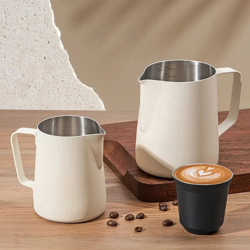 Jarra de Leche Blanca/Beige